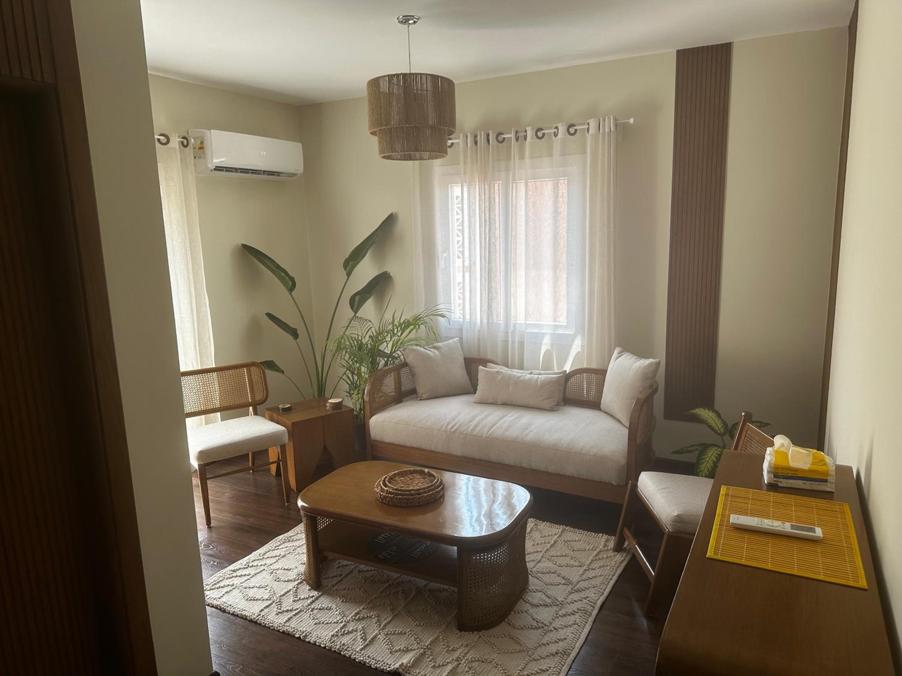 Hotel Apartment art city compound