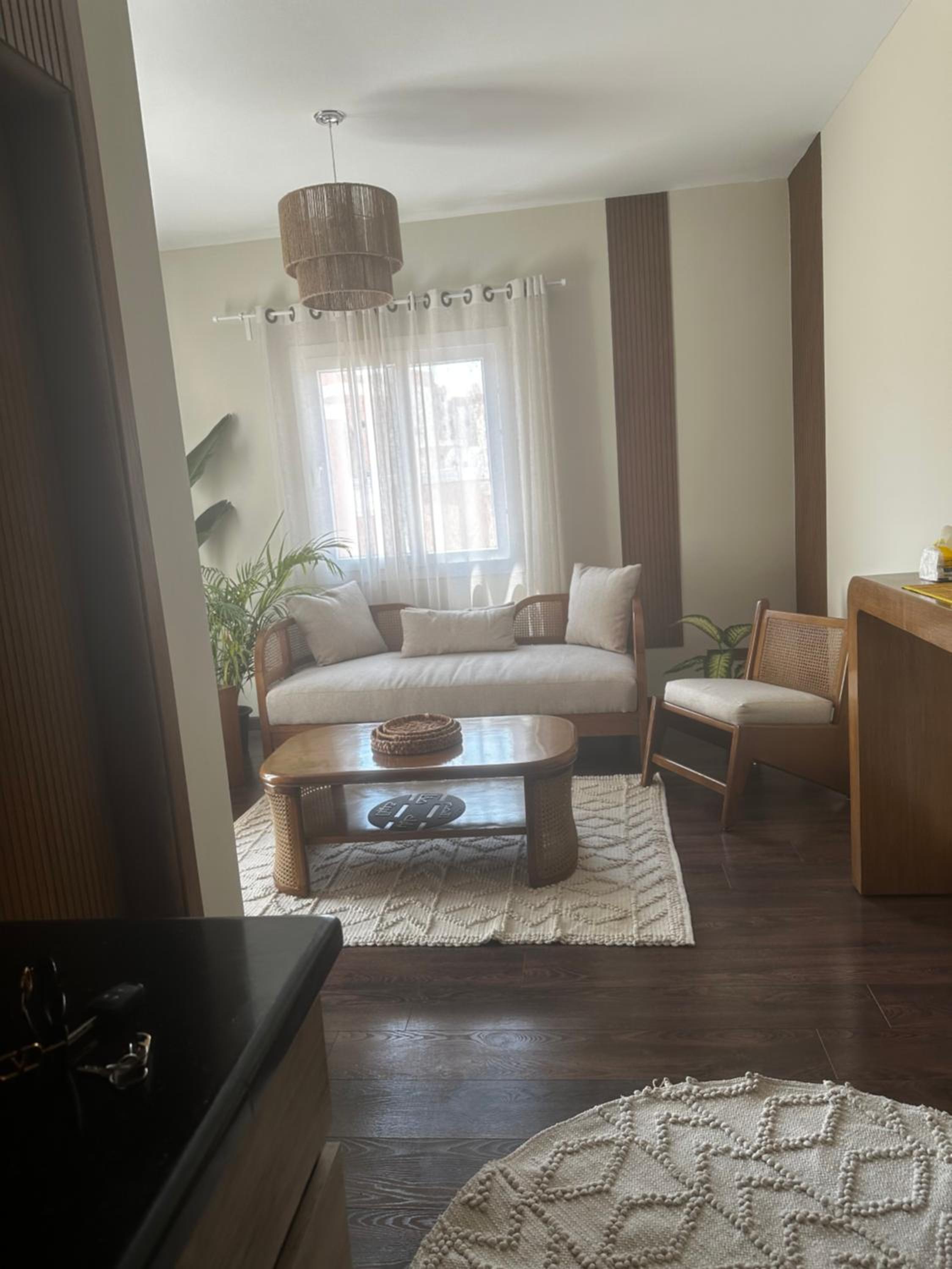 Hotel Apartment art city compound