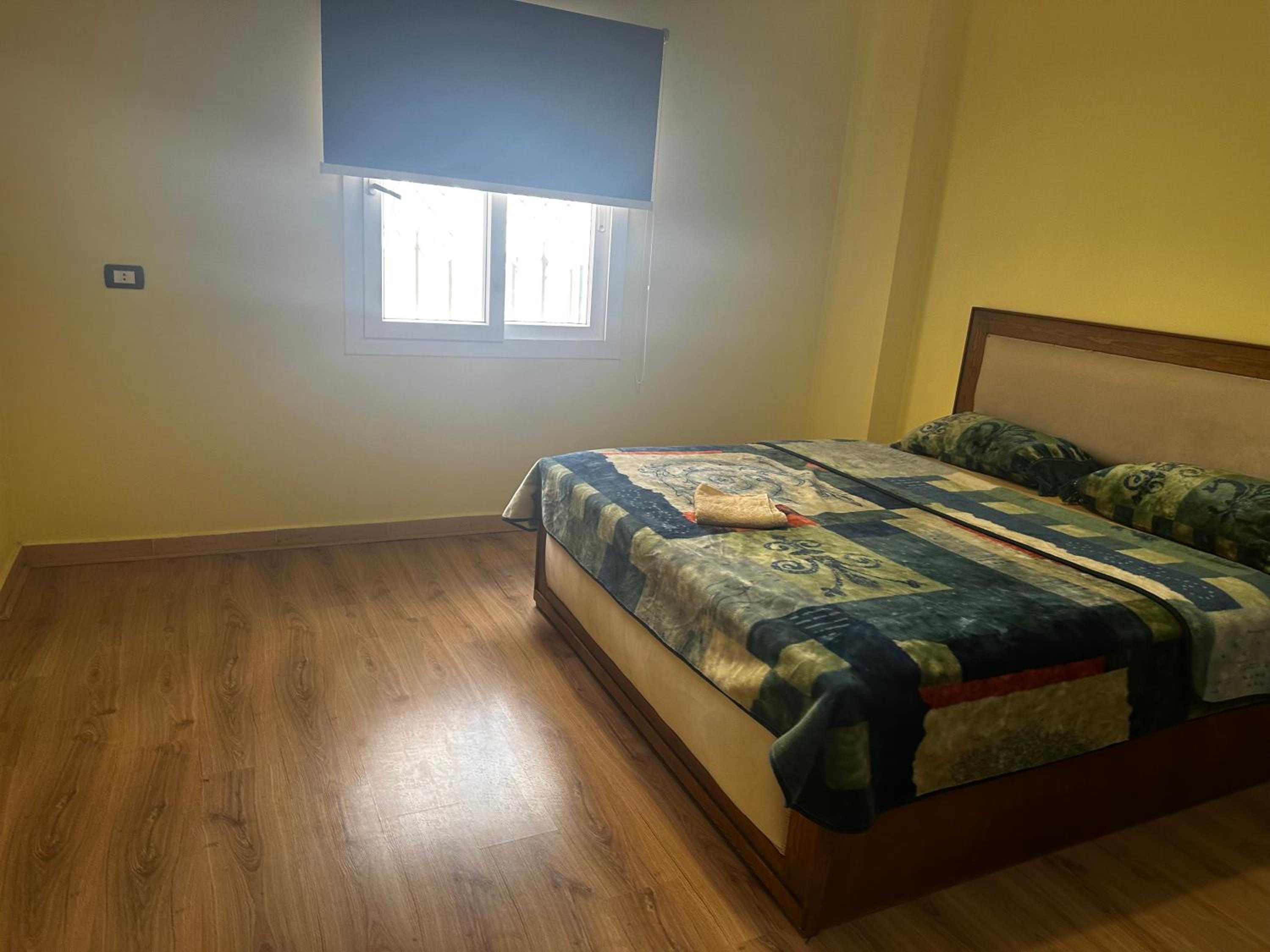 Hotel Apartment art city compound