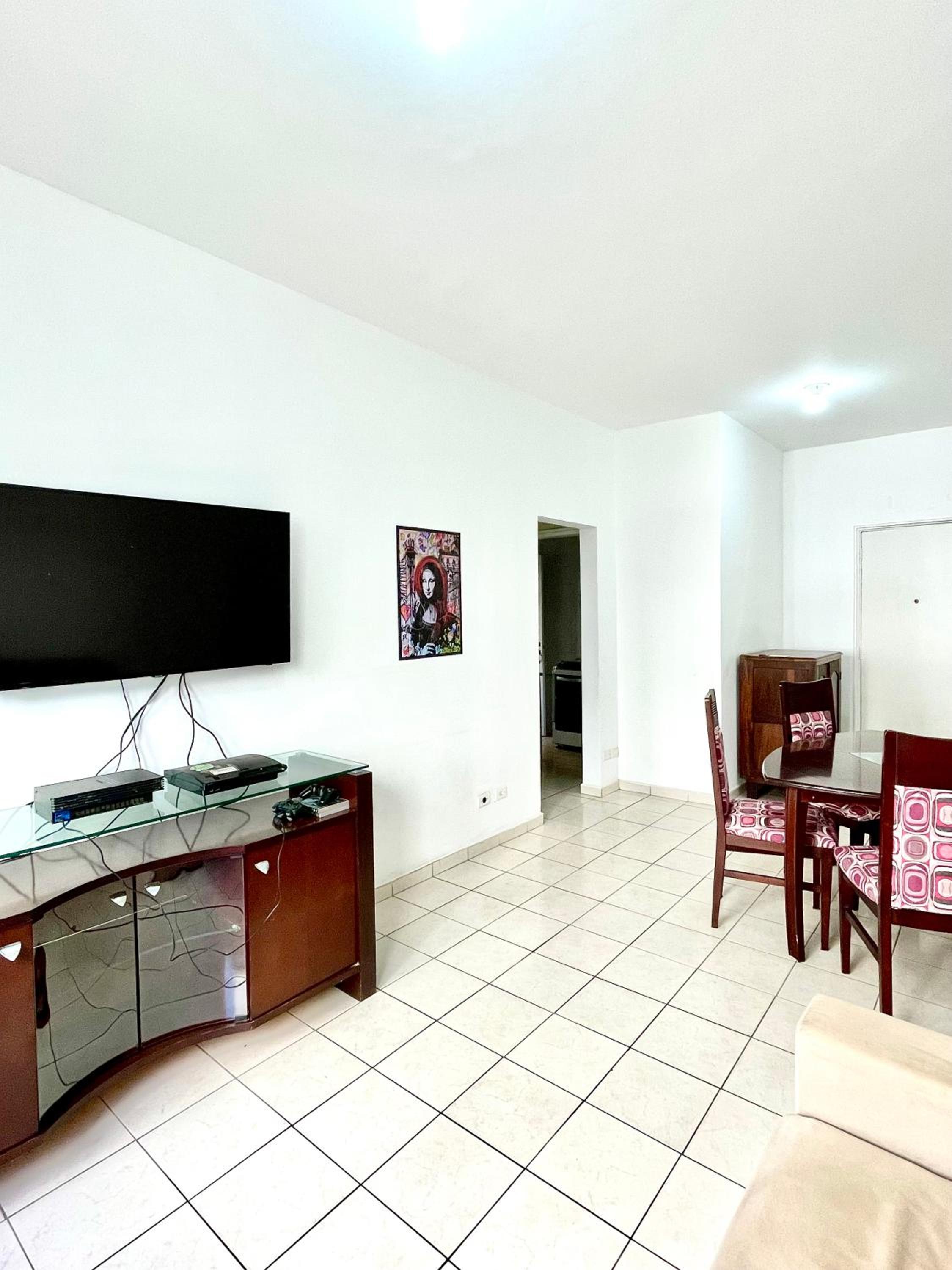 Apartamento tranquilo e confortável em Santos