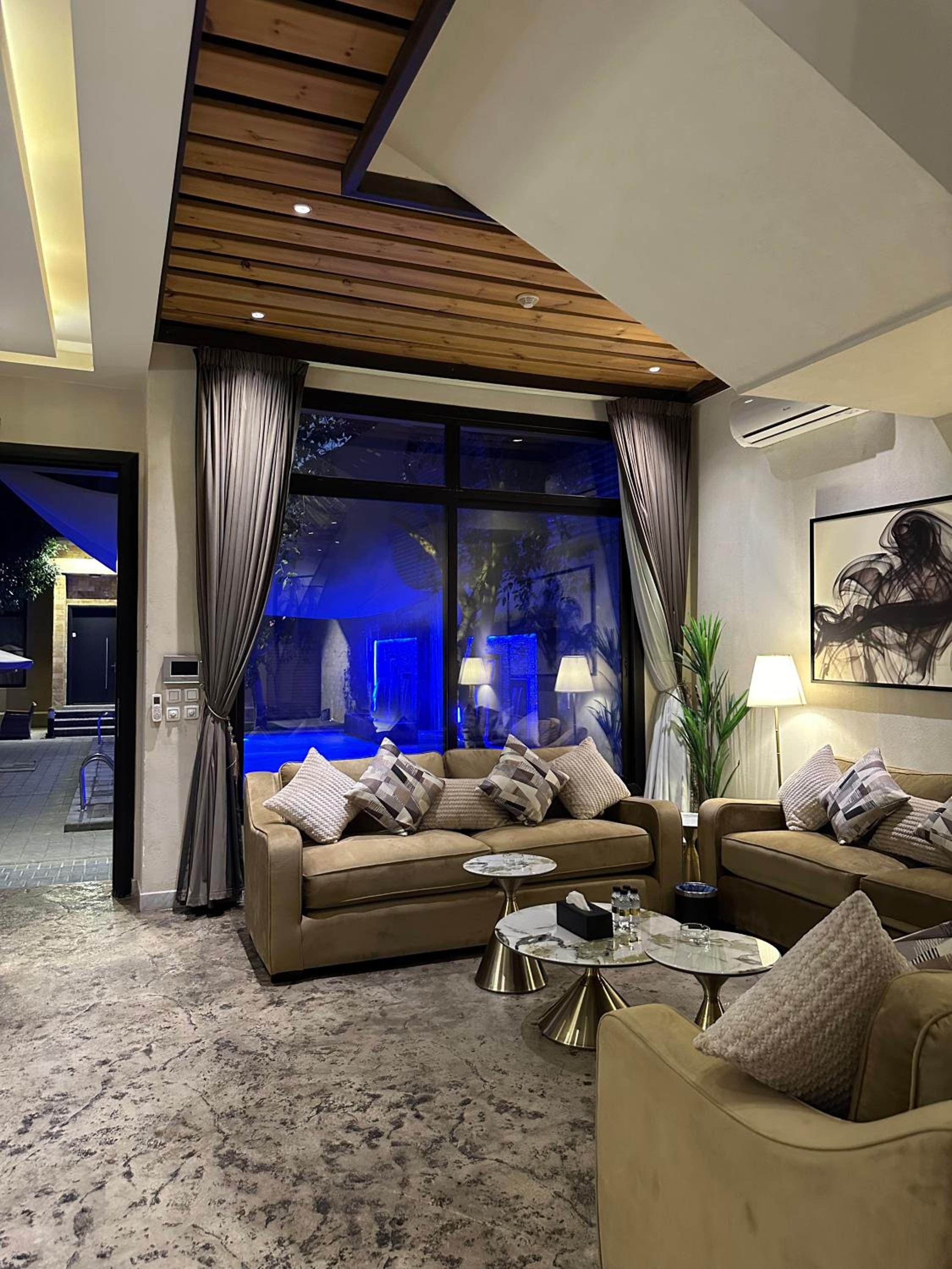 Lacasa Hotel Villas