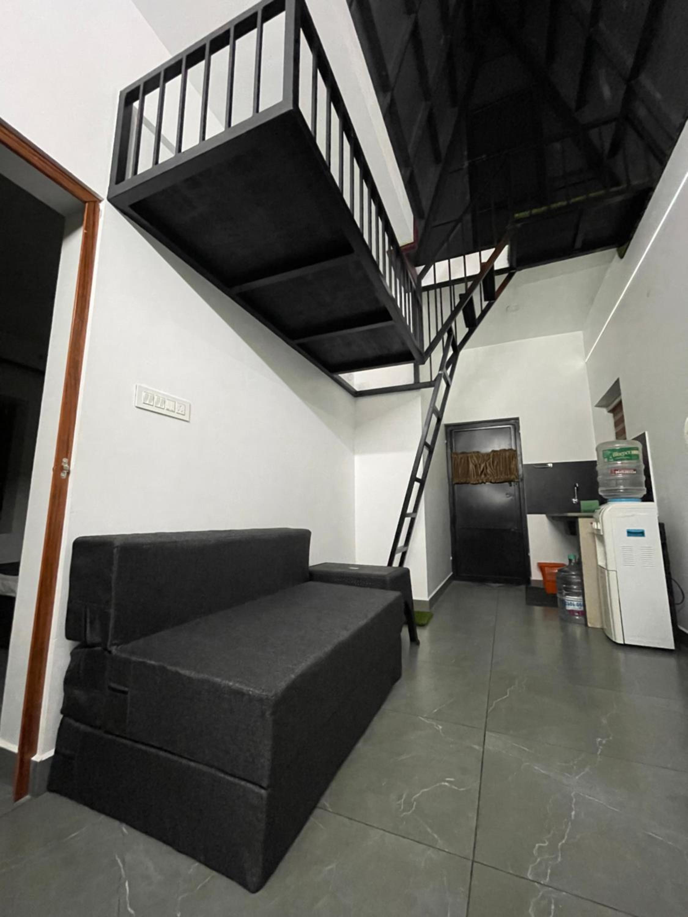 Zerahs Home - 2 Bedroom Villa, Athirappilly view 2