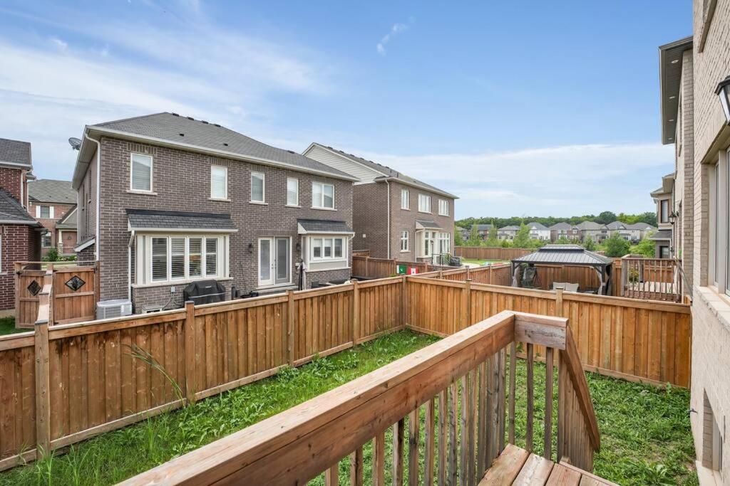 Executive Modern & Spacious 4 Bedrooms House