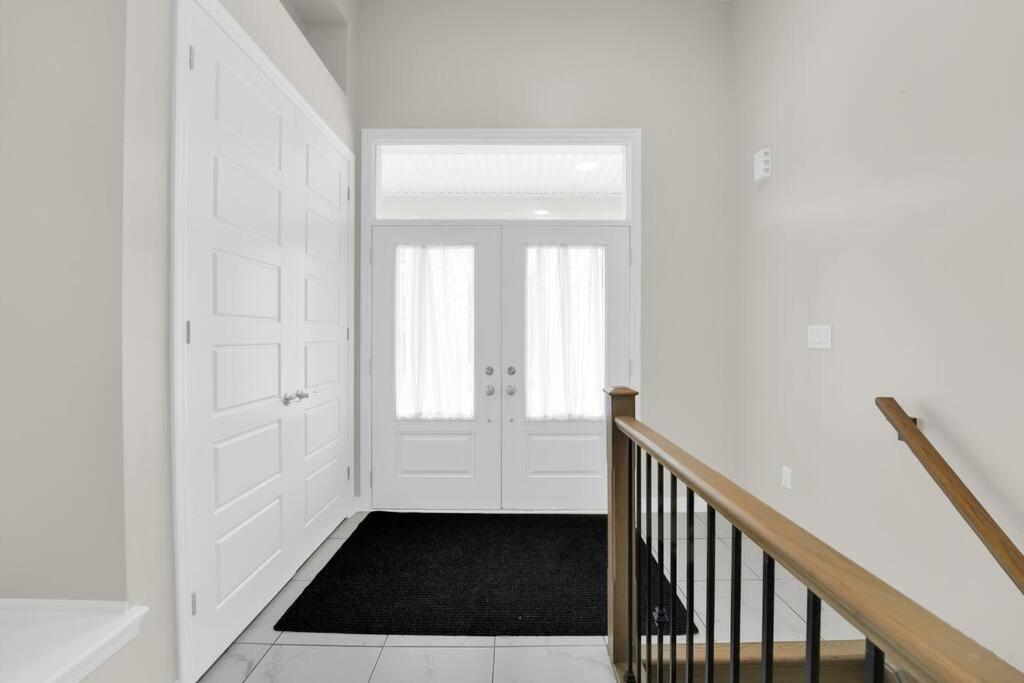 Executive Modern & Spacious 4 Bedrooms House