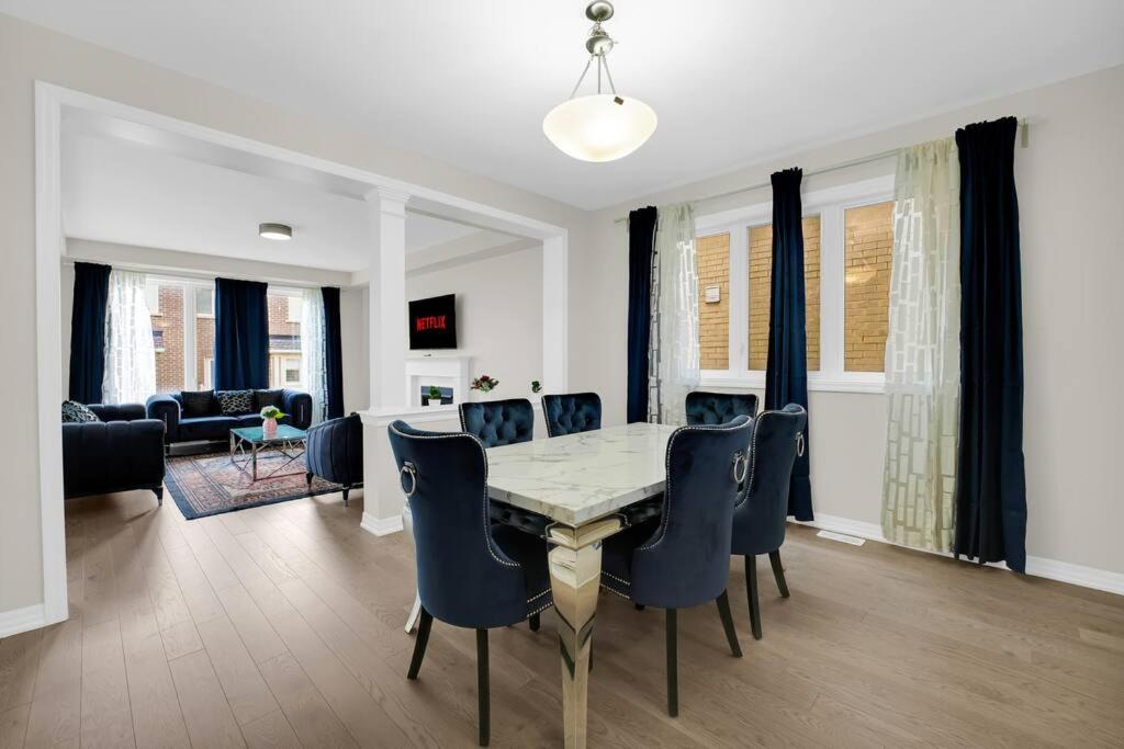 Executive Modern & Spacious 4 Bedrooms House