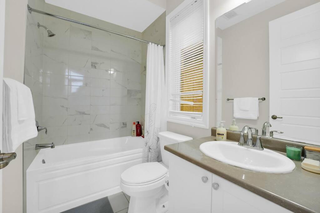 Executive Modern & Spacious 4 Bedrooms House