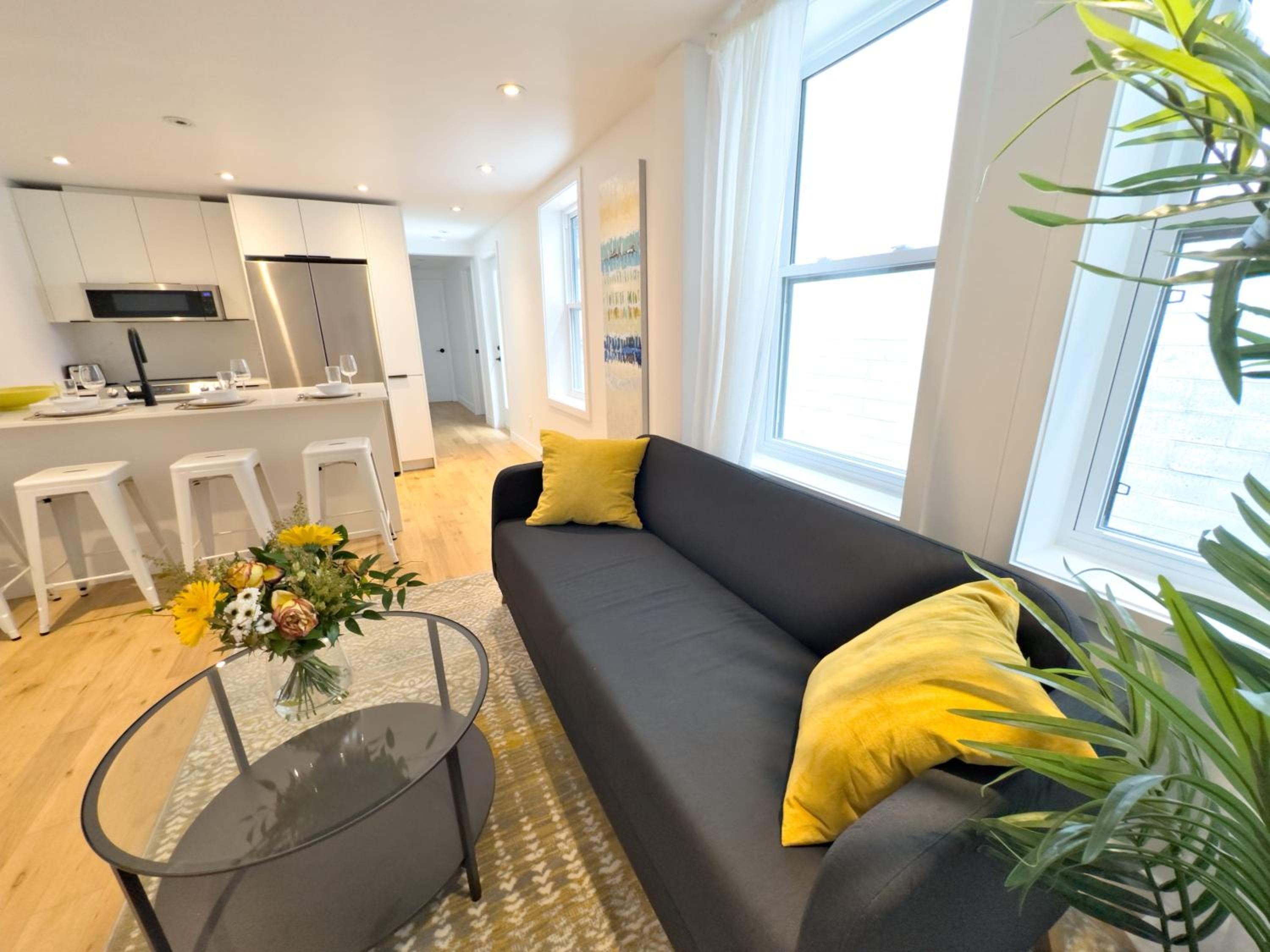 Perfect 3 Bedrooms Downtown 2mins to Metro