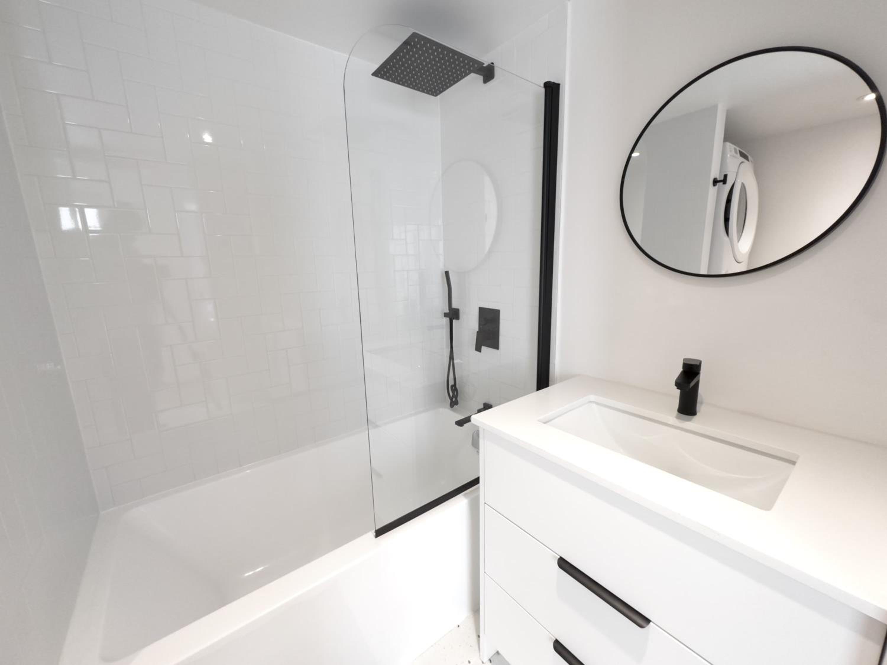 Perfect 3 Bedrooms Downtown 2mins to Metro