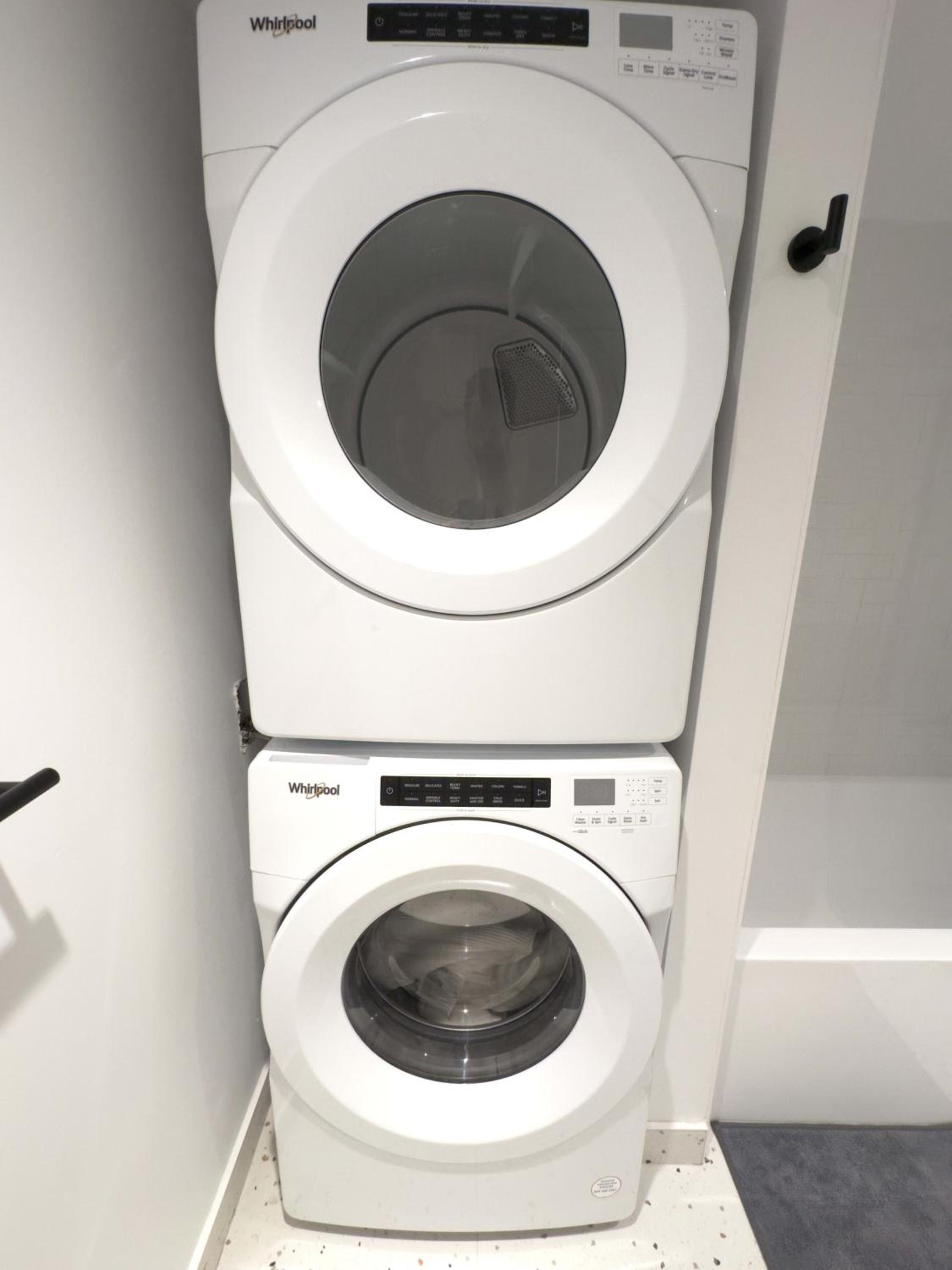 Perfect 3 Bedrooms Downtown 2mins to Metro