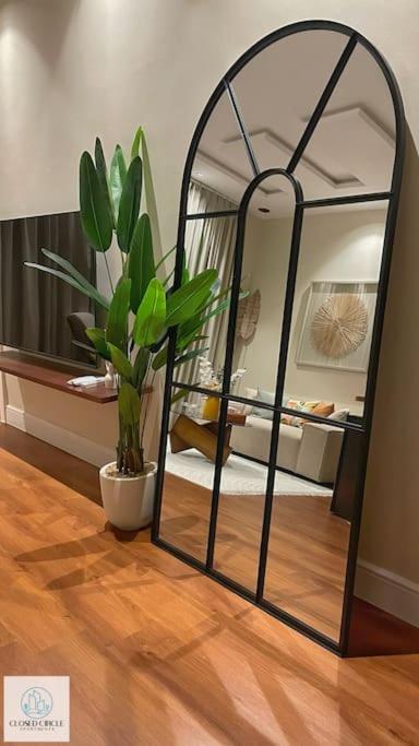 Elegant Cozy Apartment, self-chick-in