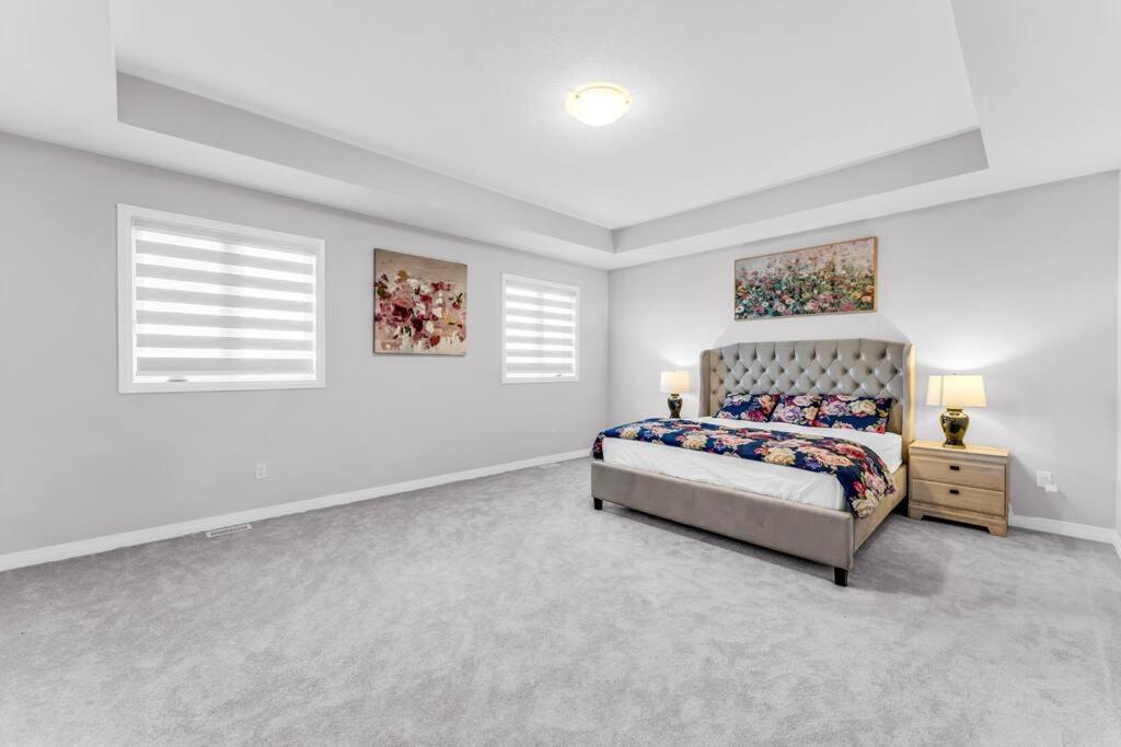 Executive Brand New House 5 Bedrooms and Office