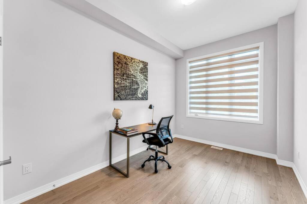 Executive Brand New House 5 Bedrooms and Office