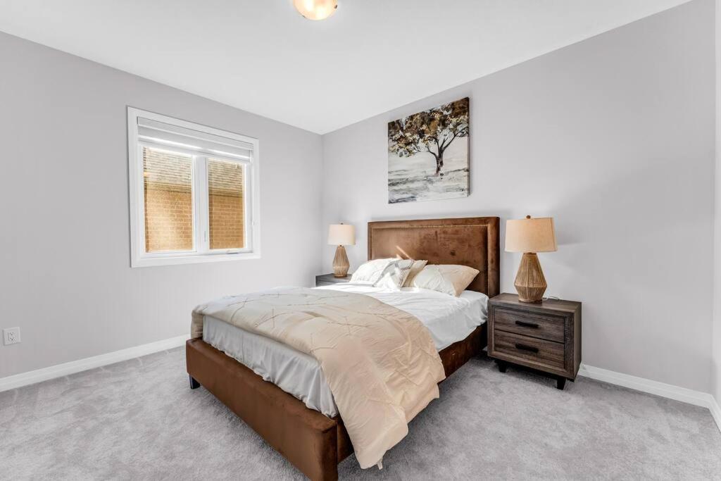 Executive Brand New House 5 Bedrooms and Office