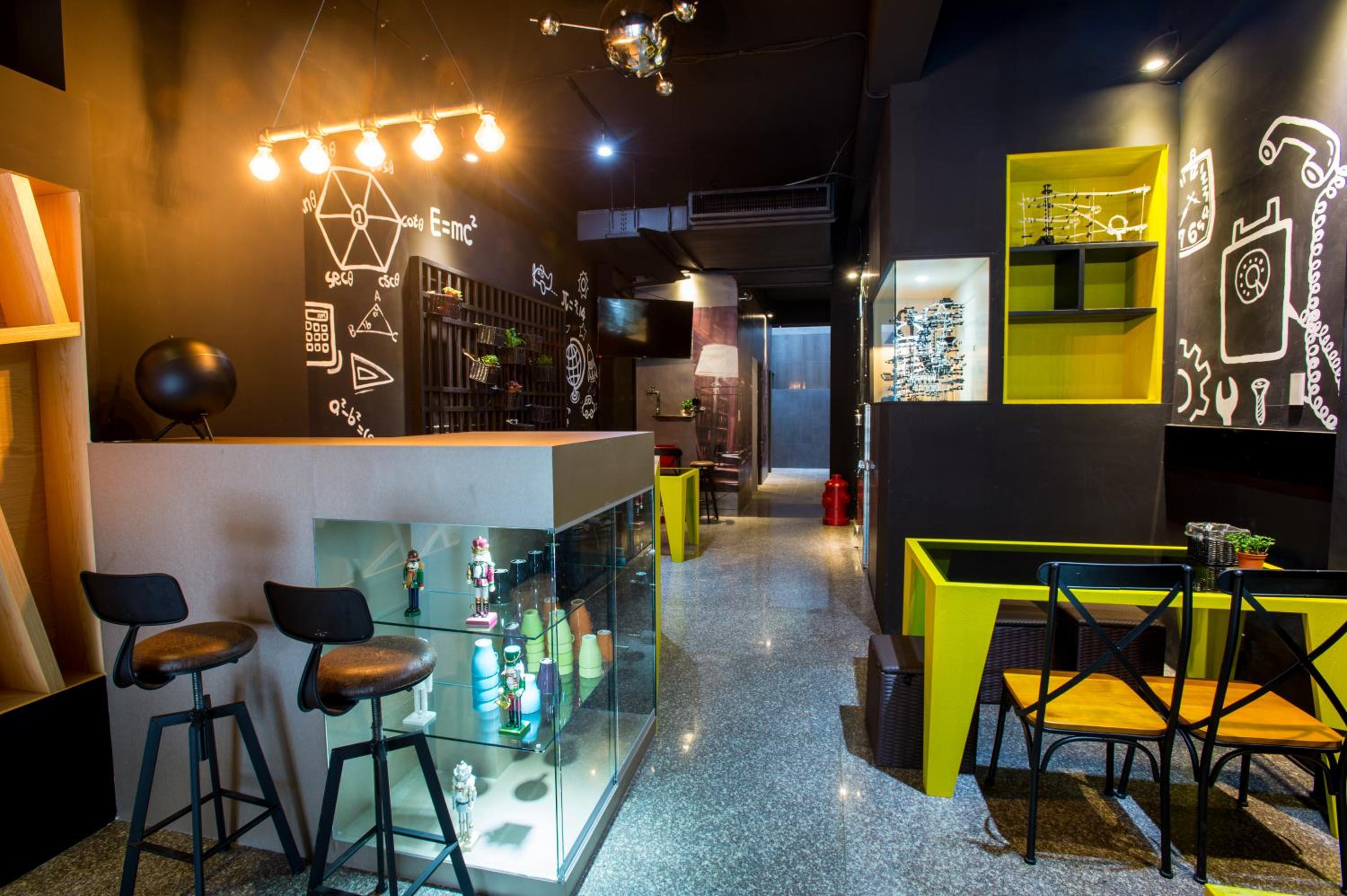 lounge