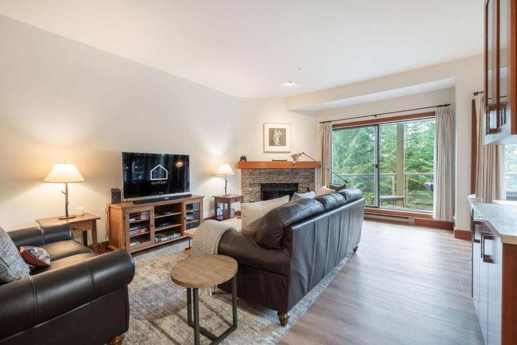 Blueberry Hill Estates 3180 by Outpost Whistler