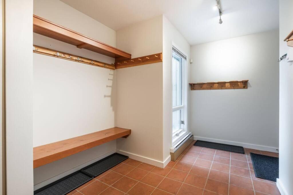 Blueberry Hill Estates 3180 by Outpost Whistler