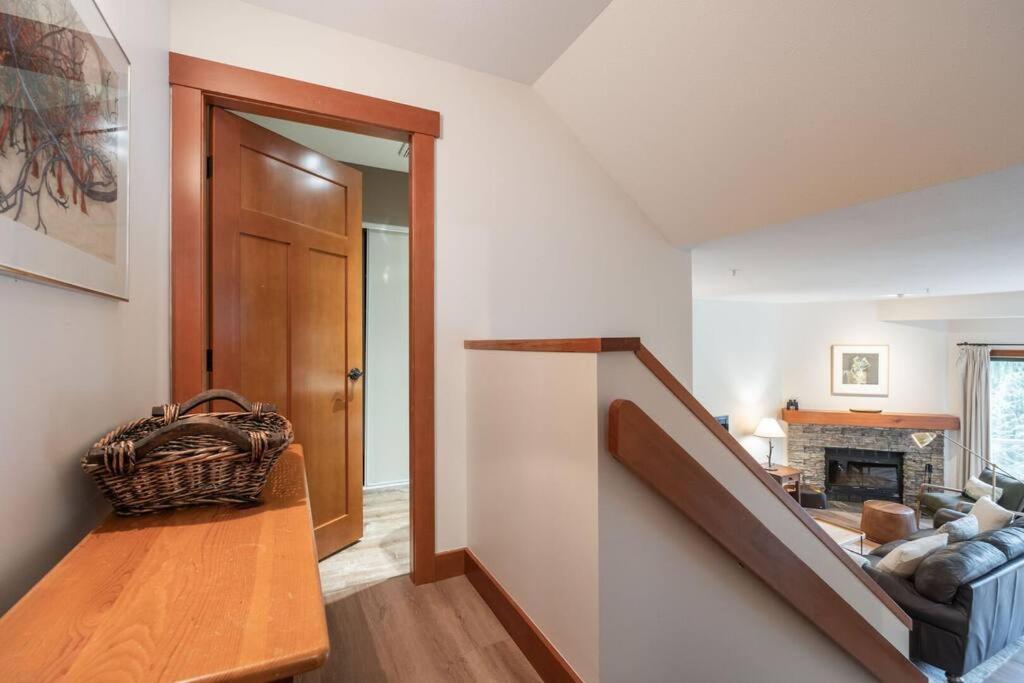 Blueberry Hill Estates 3180 by Outpost Whistler