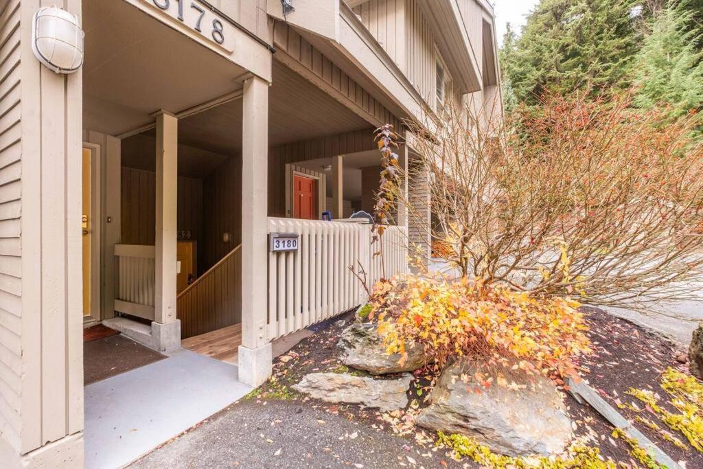 Blueberry Hill Estates 3180 by Outpost Whistler