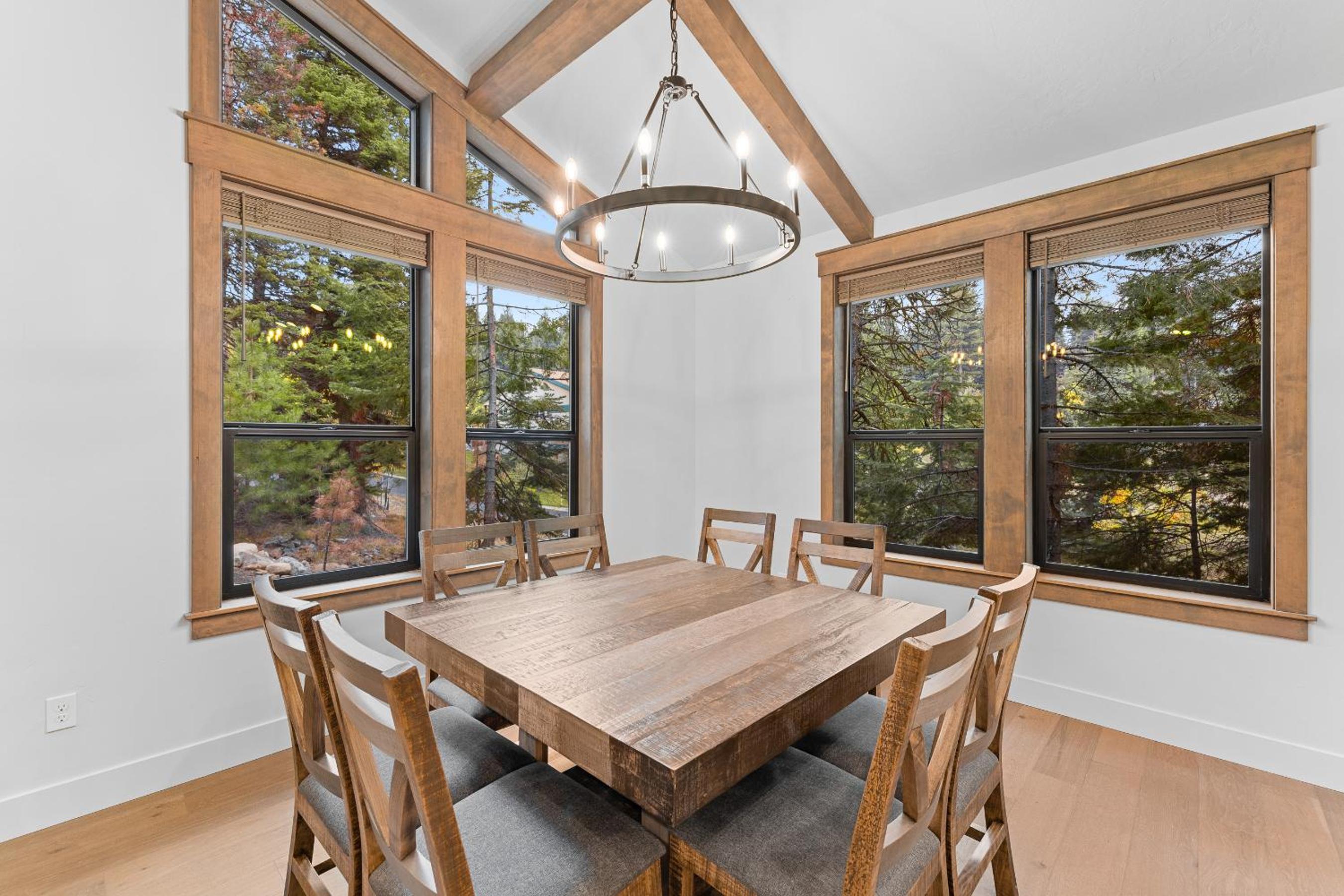 New! Spring Mtn Paradise - Pet friendly, single level w/hot tub and clubhouse access view 5