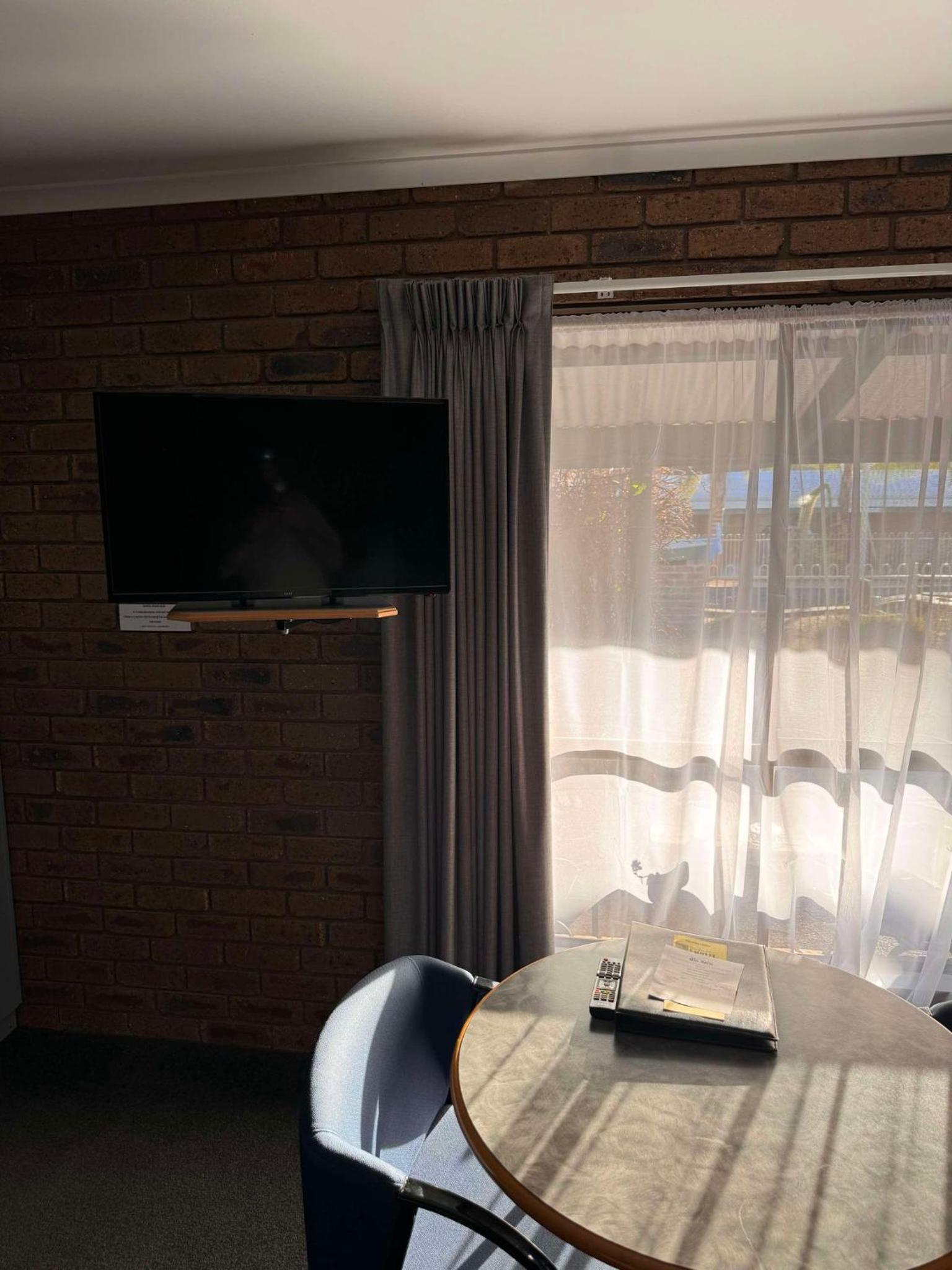 Tooleybuc Motel