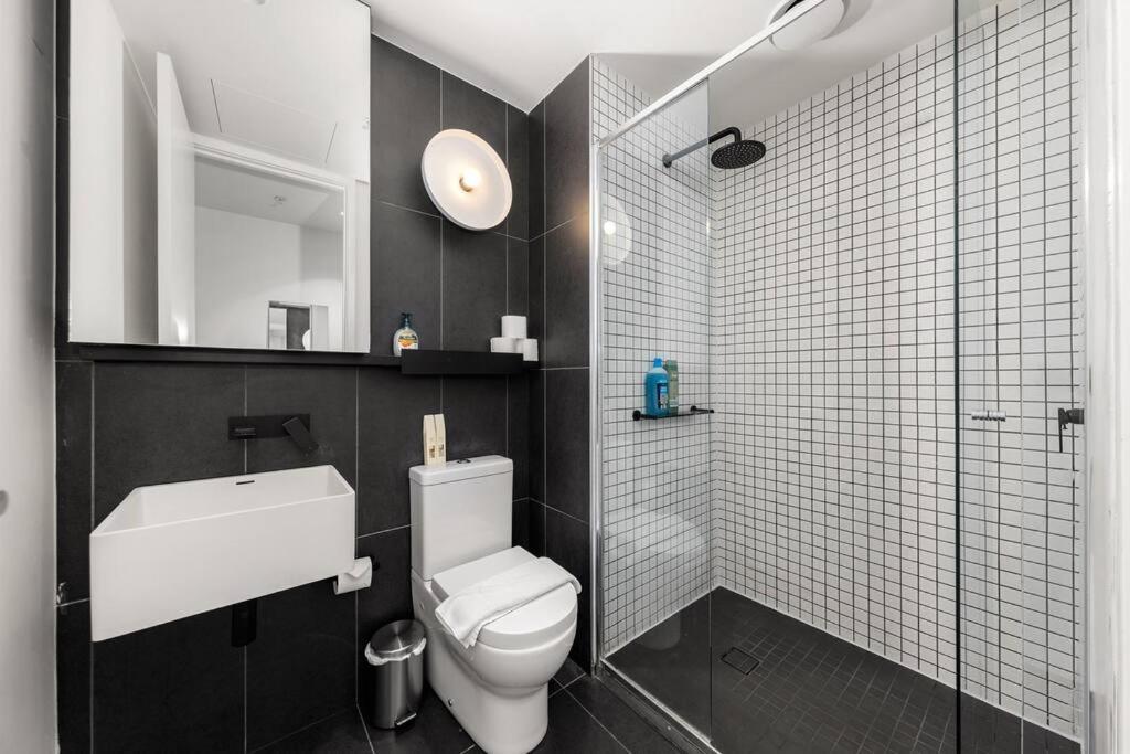 City View 2 bedroom Apartment in the Heart of Melbourne