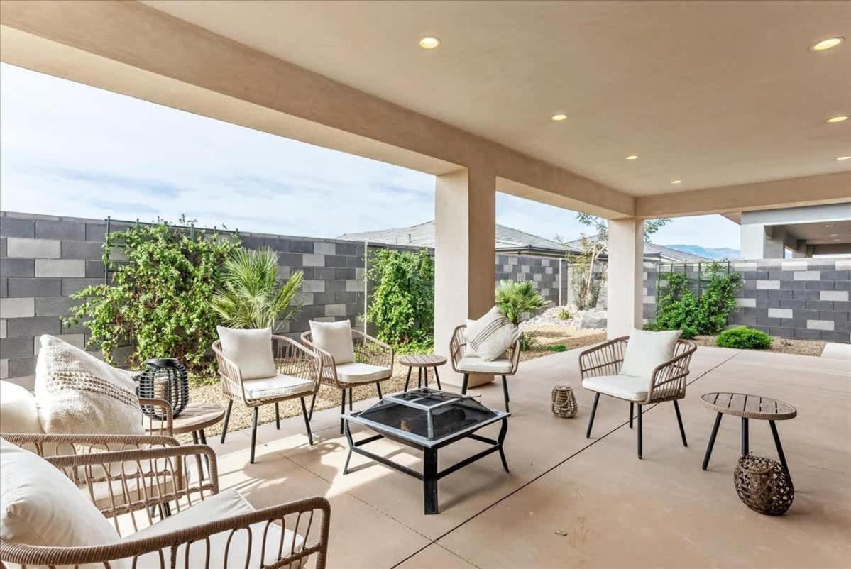 Hotel Private Hot Tub | By Sand Hollow | Safari Themed