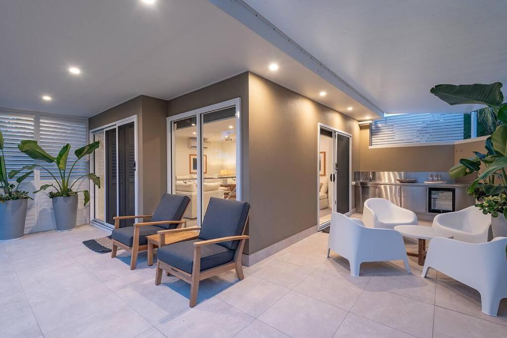 Little Cove Haven, Naousa 4