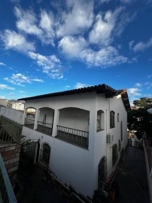 Casa Espaçosa Bairro São Bento Para Grandes Famílias