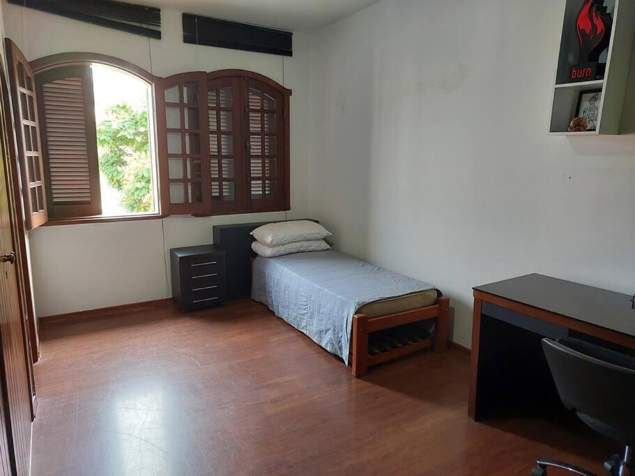 Casa Espaçosa Bairro São Bento Para Grandes Famílias
