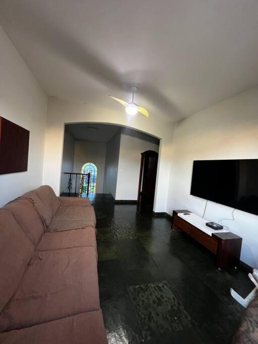 Casa Espaçosa Bairro São Bento Para Grandes Famílias
