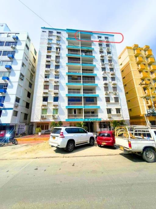 Apartamento en Playa el Rodadero, a un Paso del Mar