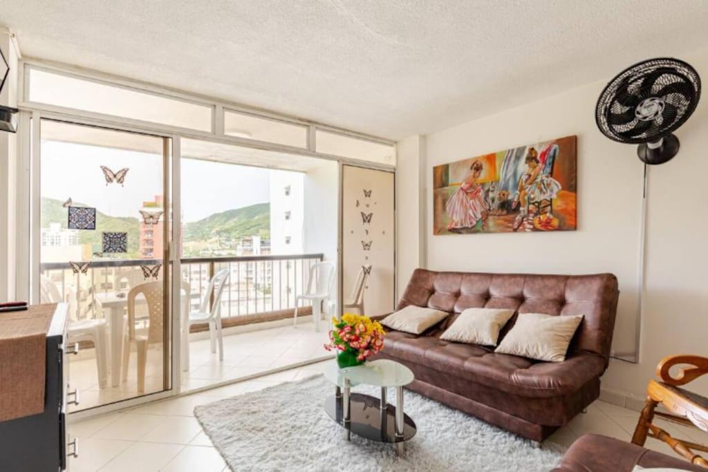 Apartamento en Playa el Rodadero, a un Paso del Mar