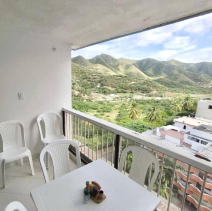 Apartamento en Playa el Rodadero, a un Paso del Mar