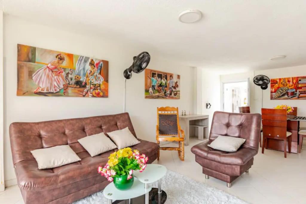 Apartamento en Playa el Rodadero, a un Paso del Mar