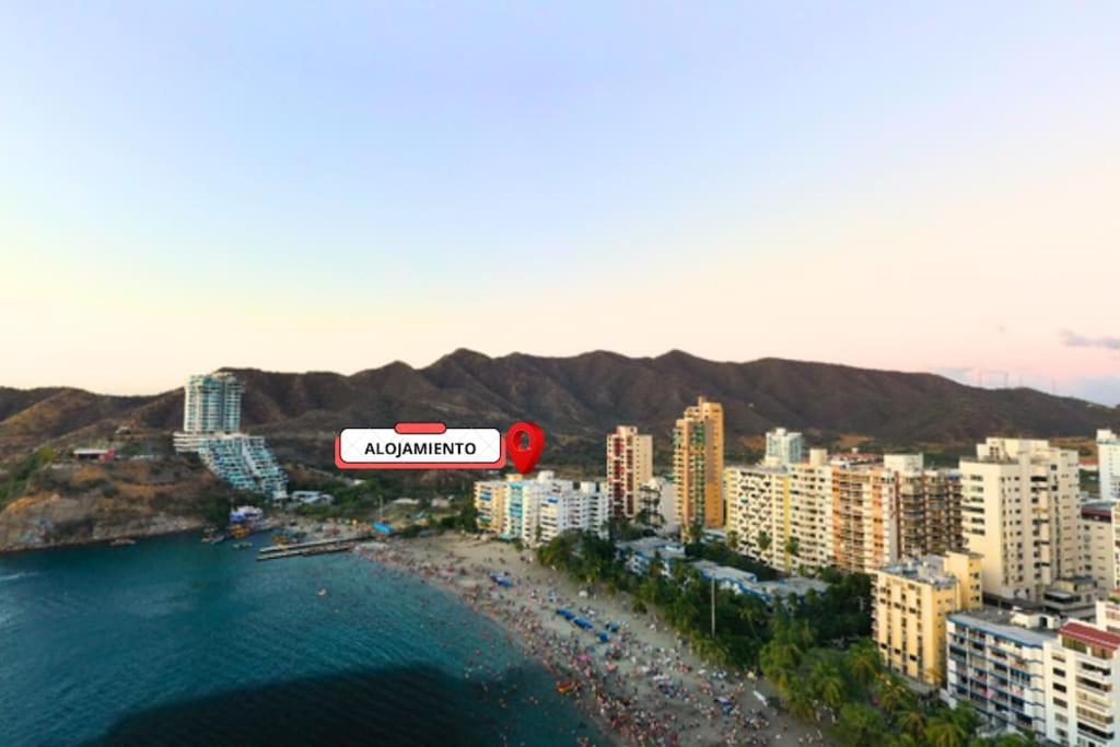 Apartamento en Playa el Rodadero, a un Paso del Mar