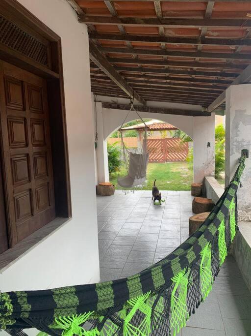 Casa dentro do condomínio Ilha Mar