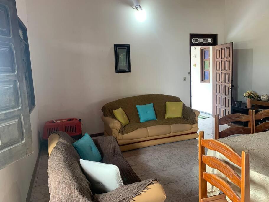 Casa dentro do condomínio Ilha Mar