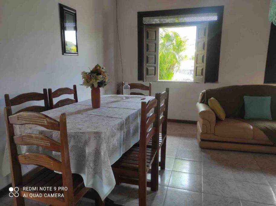 Casa dentro do condomínio Ilha Mar
