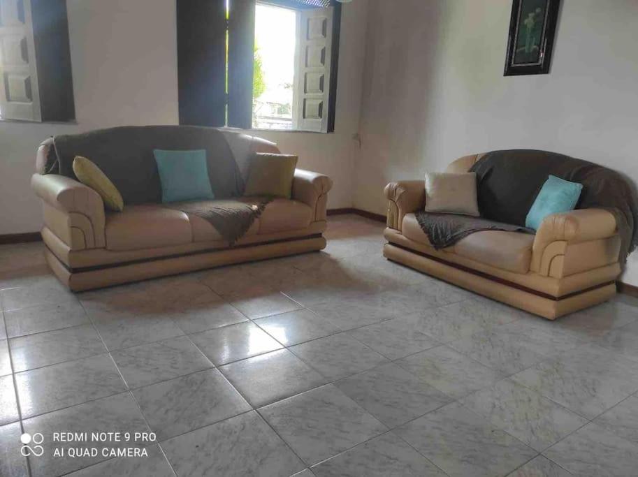 Casa dentro do condomínio Ilha Mar