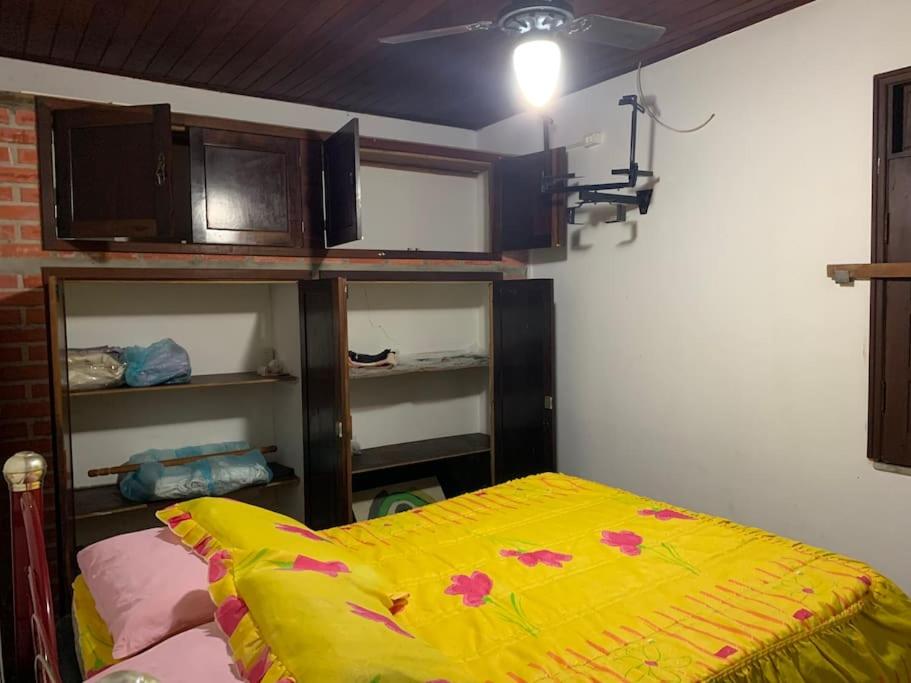 Casa dentro do condomínio Ilha Mar