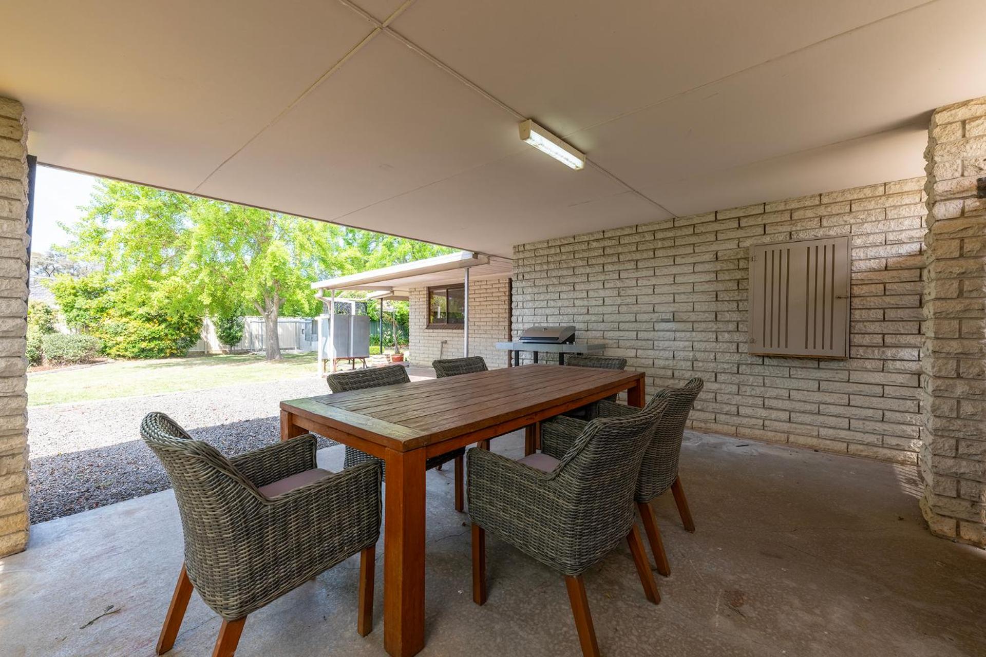 Renovated Country Escape