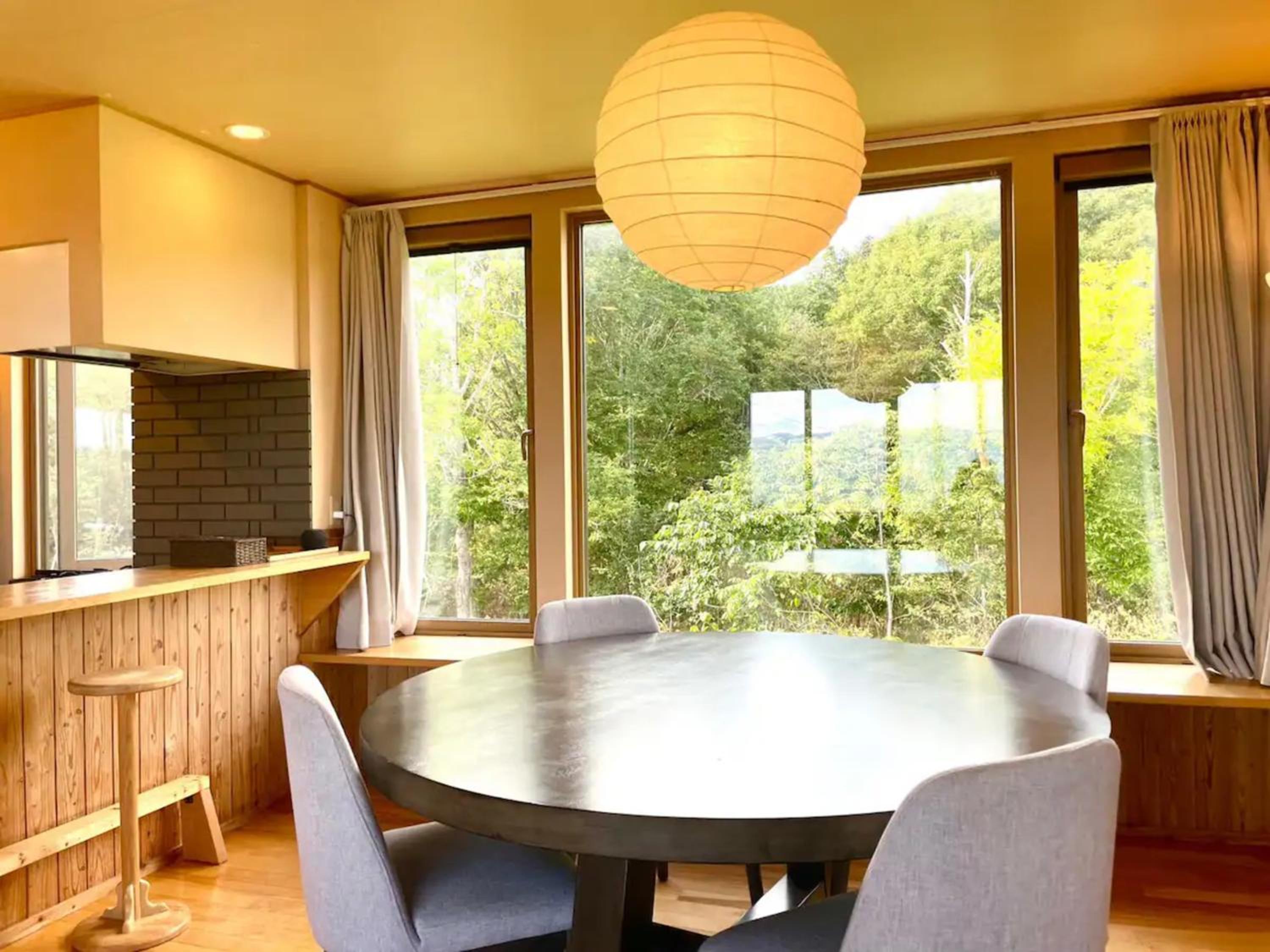 Cottage with views of the Niseko mountain range - Mountain View Niseko view 5