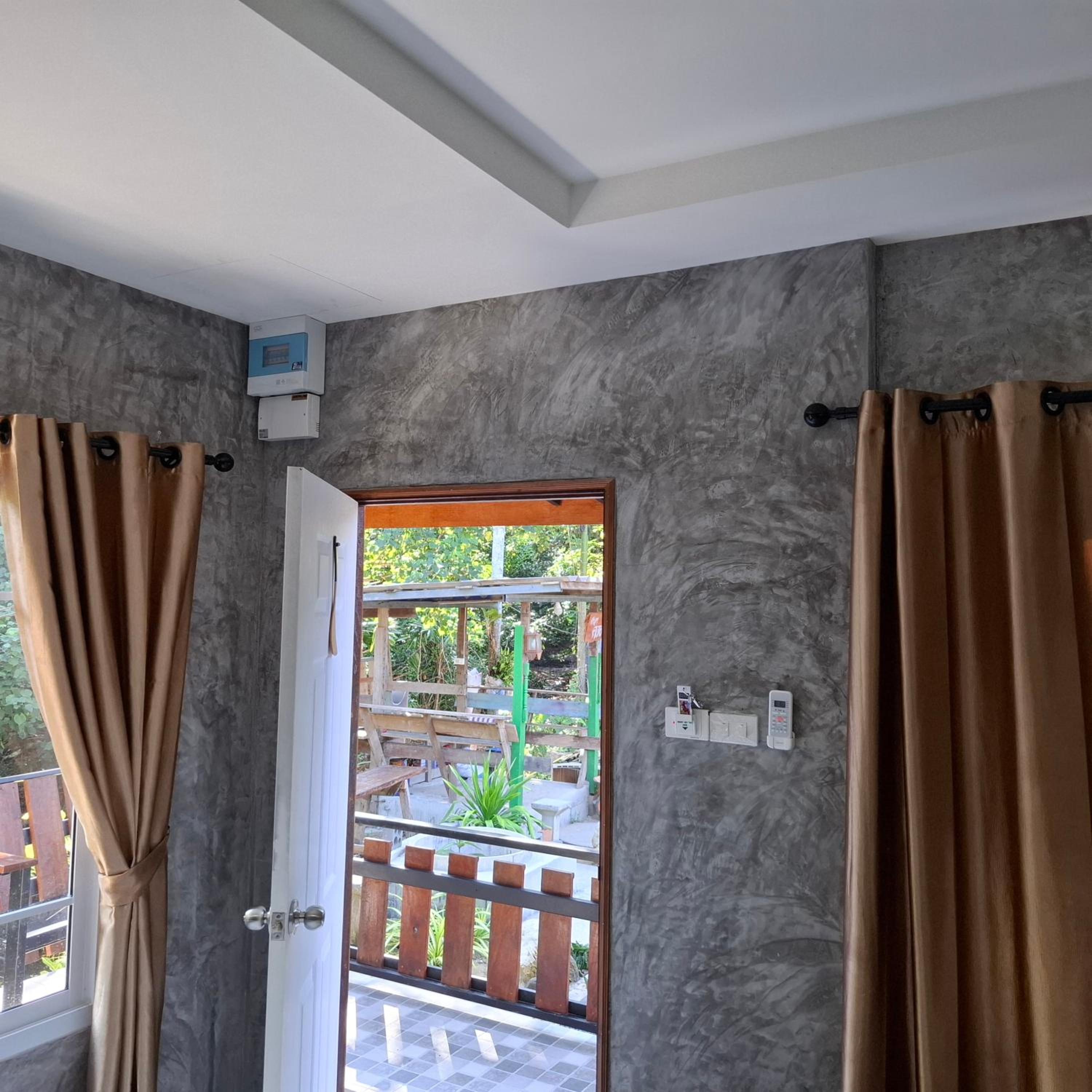 Lanta Valom buri