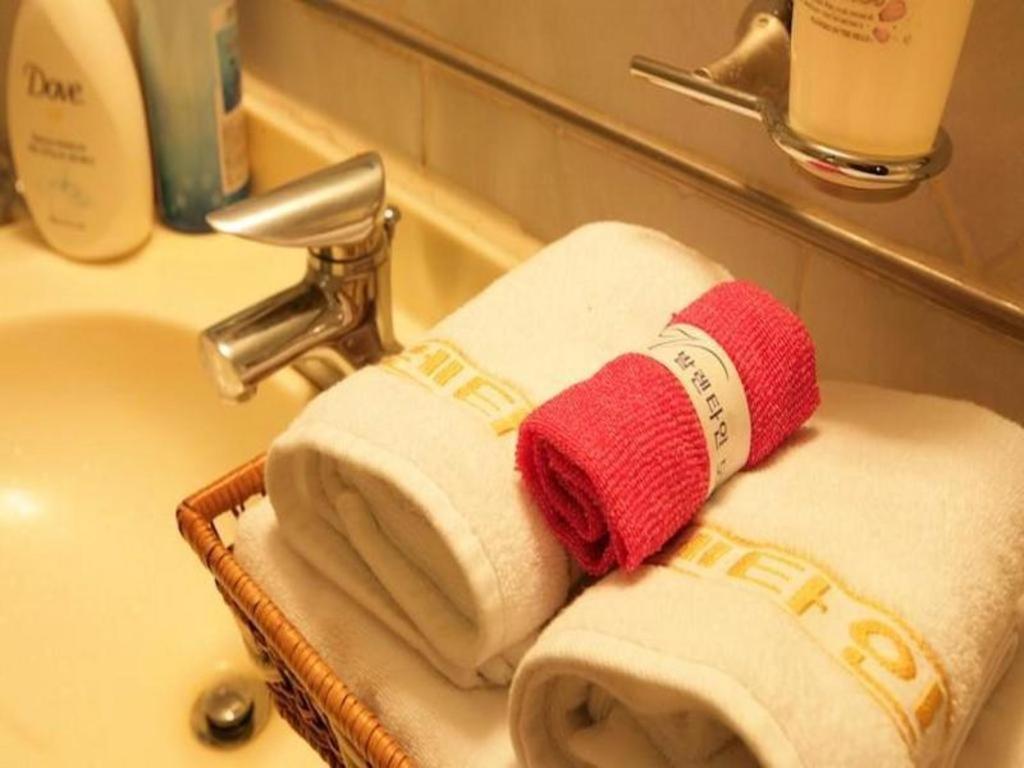Valentine Hotel