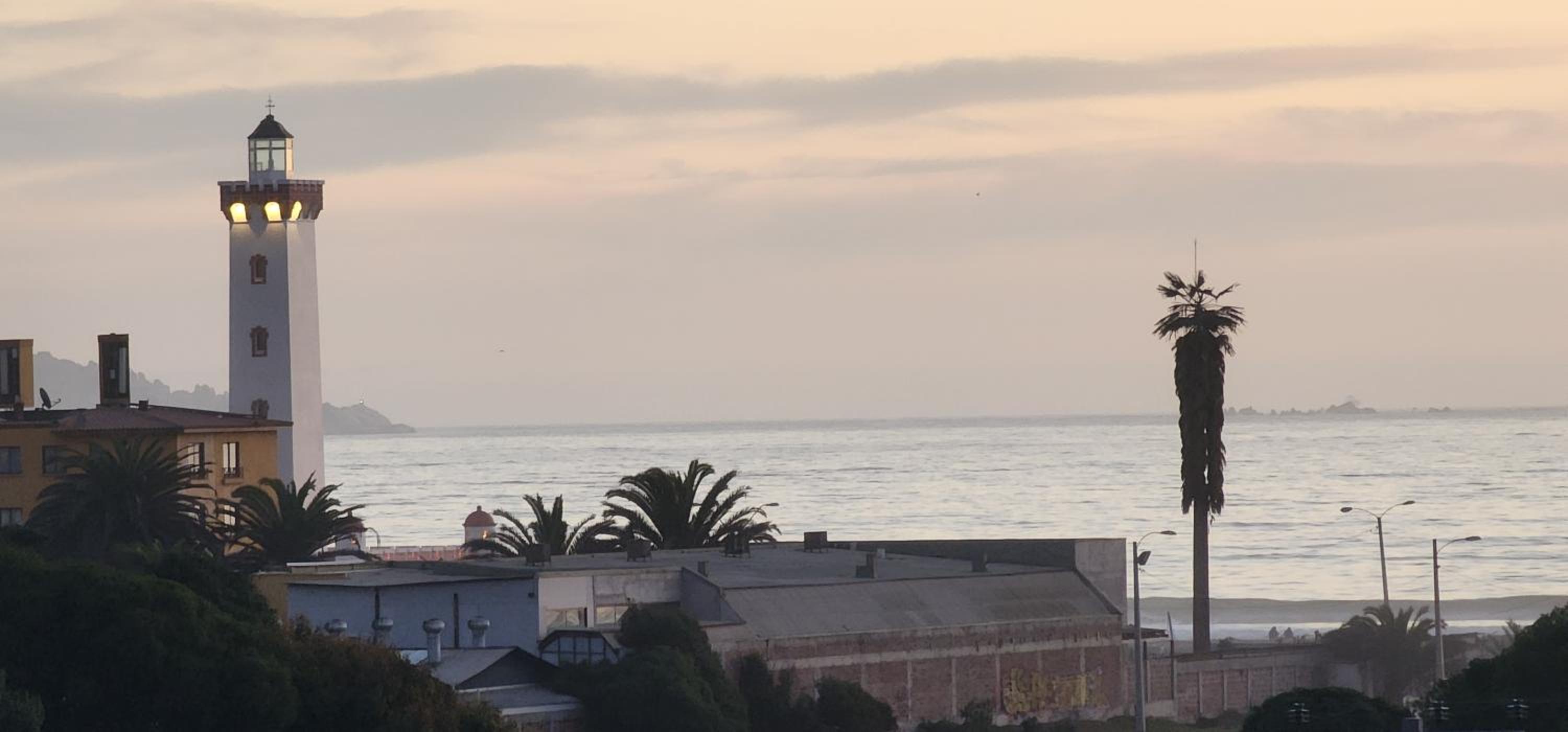 Departamento full equipo a pasos del Faro La Serena