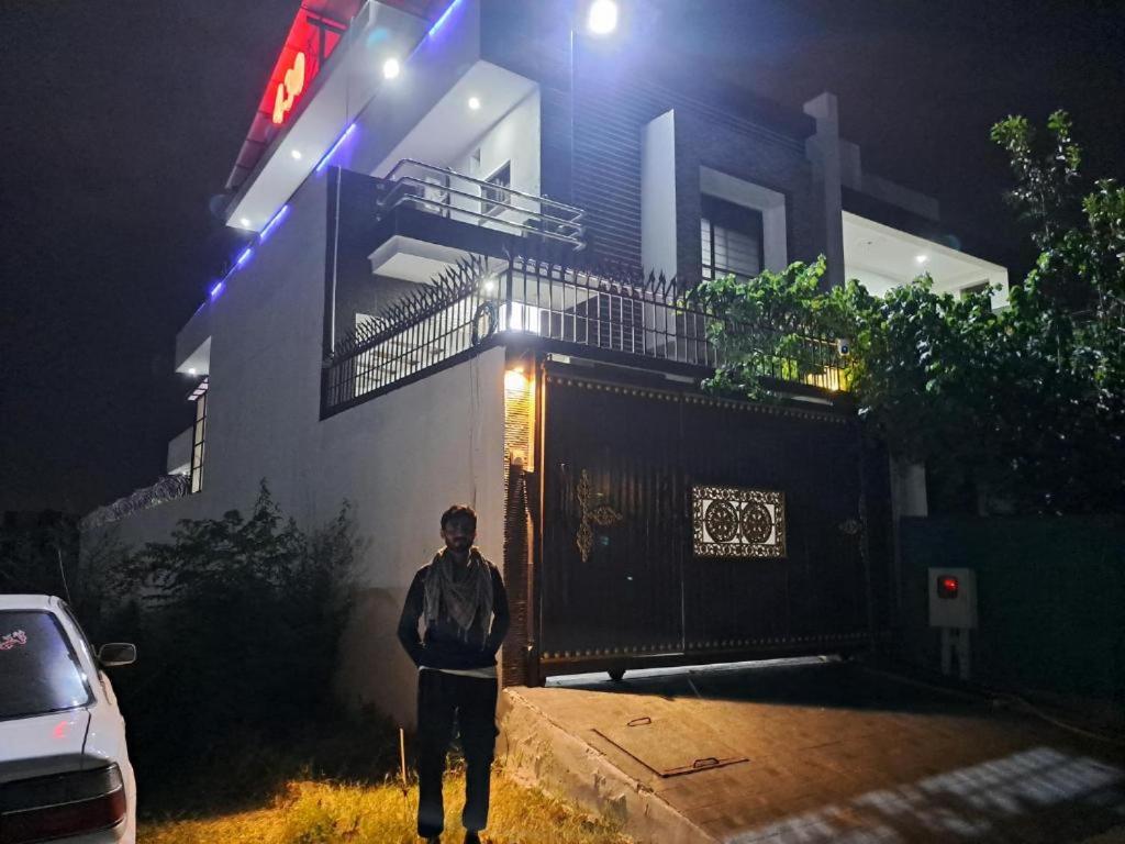 B&B Islamabad Free Airport Pick and Drop view 2