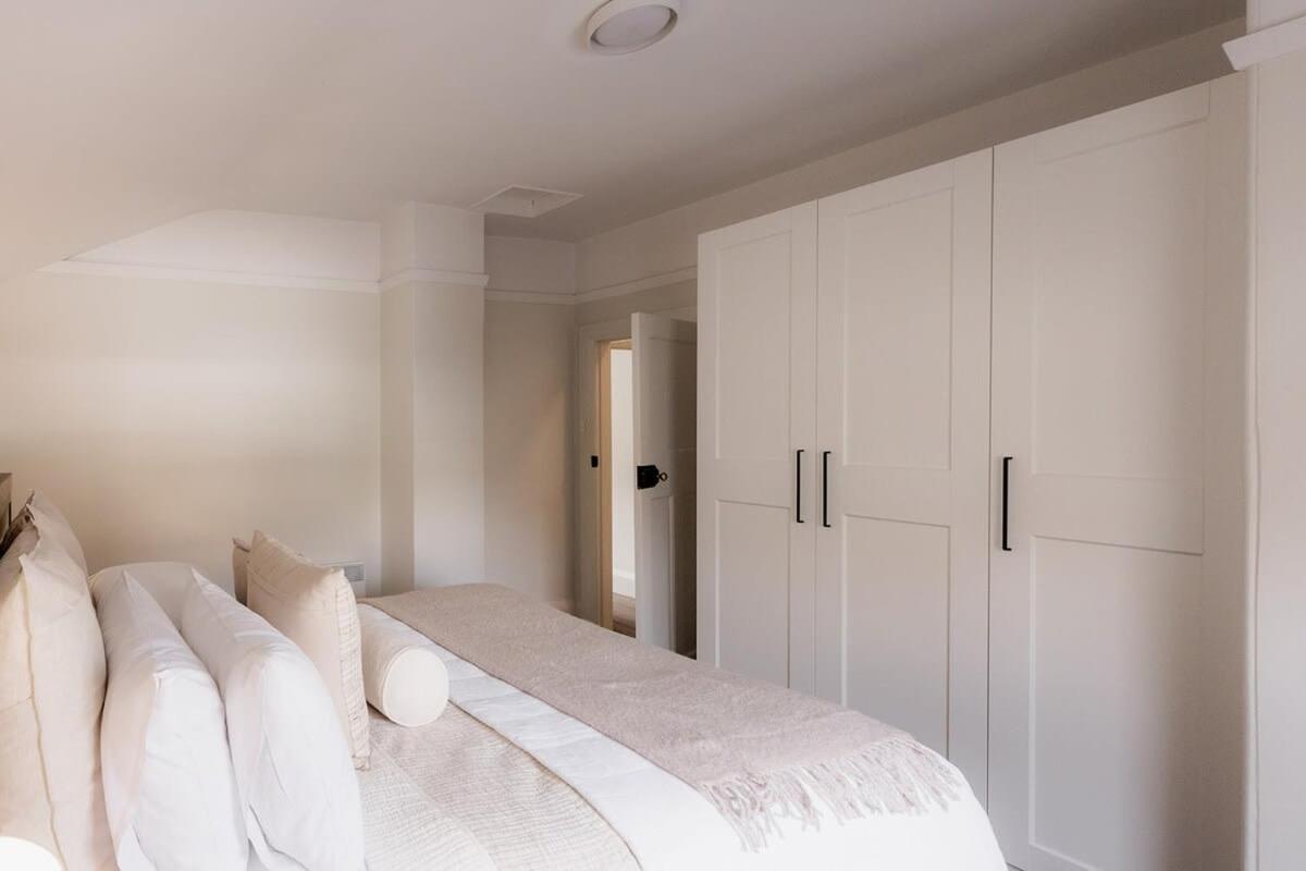 Central home in trendy South Hobart