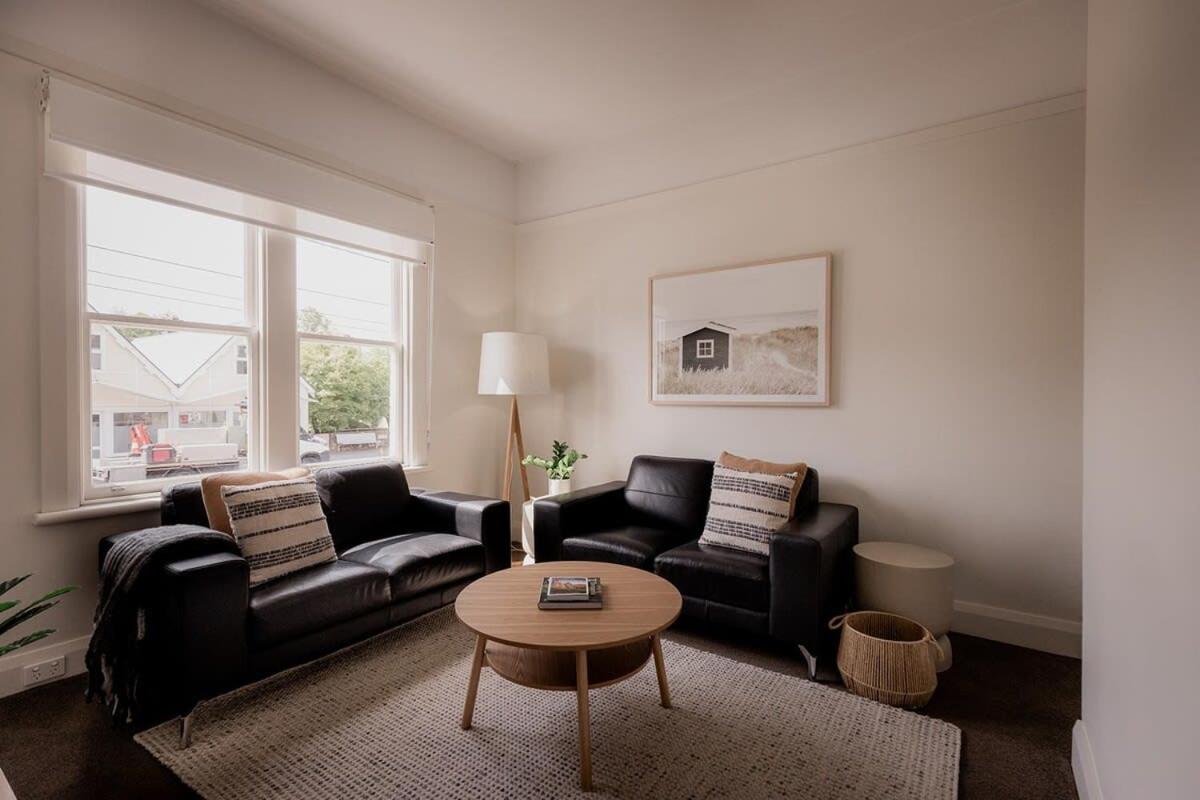 Central home in trendy South Hobart