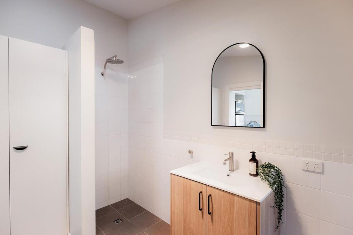 Central home in trendy South Hobart