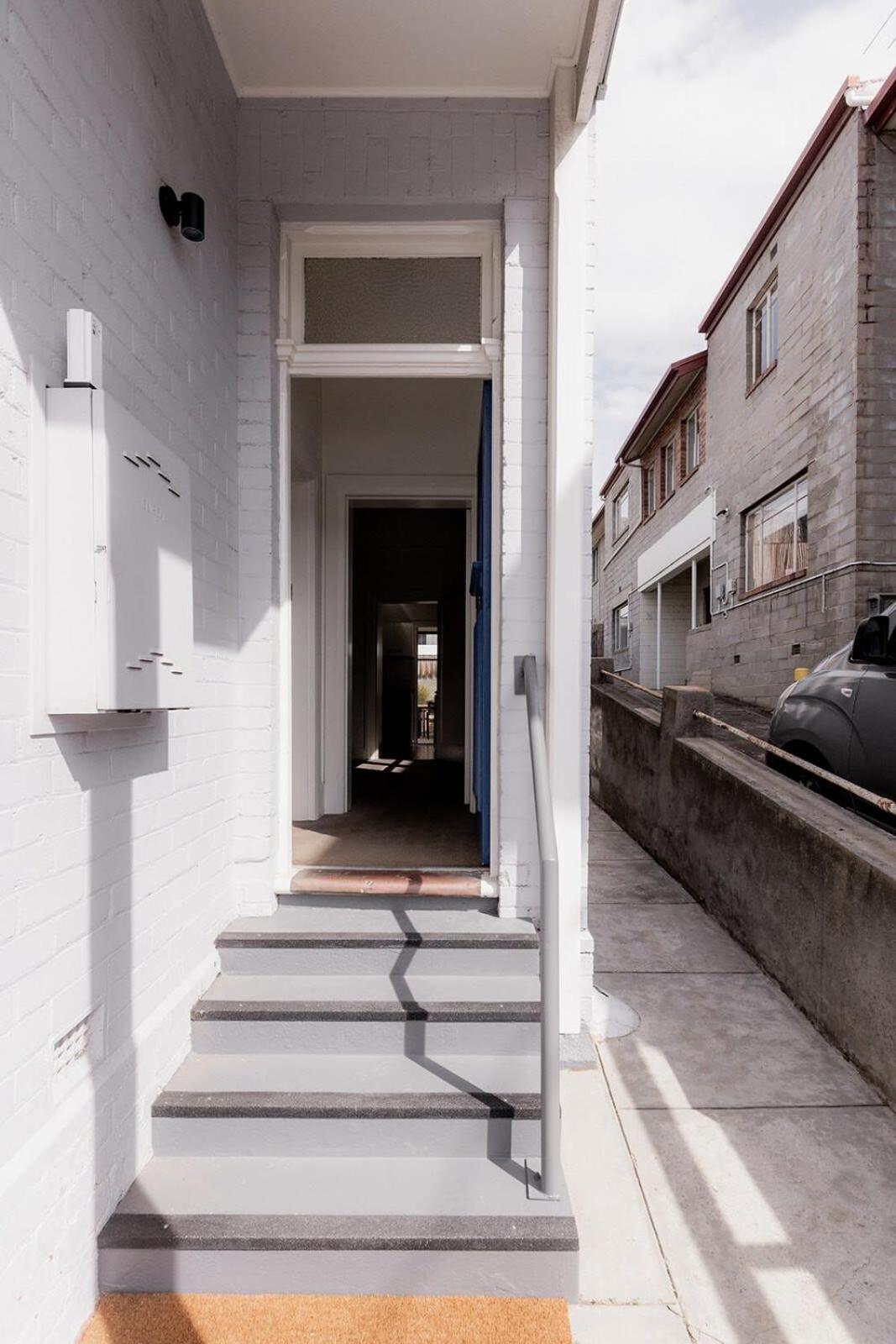 Central home in trendy South Hobart